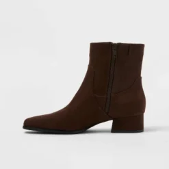 Universal Thread Women's Coral Boots with Memory Foam Insole - Brown