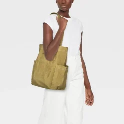 Universal Thread Campus Tote Handbag - Functional Everyday Carryall