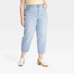 Universal Thread Women's Super-High Rise Tapered Balloon Jeans -Universalthread GUEST 0fd12cd5 2e6d 4b7c b1e5 371b855c5eb8