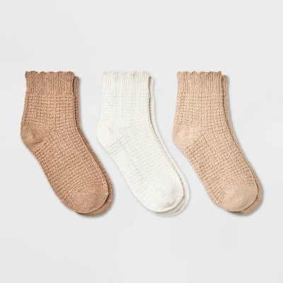 Universal Thread Women's Scallop Edge Ankle Socks - 3pk (Size 4-10) 5 Universal Thread Women's Scallop Edge Ankle Socks - 3pk (Size 4-10) - Image 3