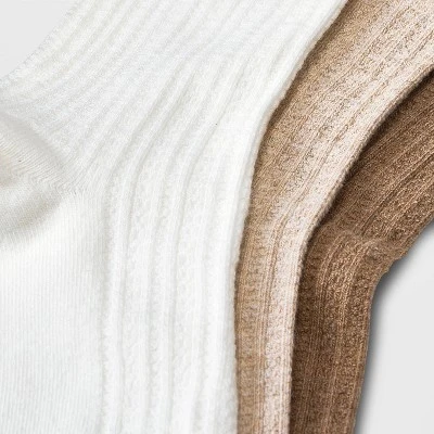 Universal Thread Women's Pointelle Stitch Ankle Socks - 3 Pack 4 Universal Thread Women's Pointelle Stitch Ankle Socks - 3 Pack - Image 2