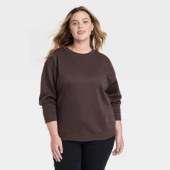 Universal Thread™ Women's Midweight Crewneck Pullover Sweatshirt -Universalthread GUEST 2175fda3 975c 4cb4 9708 c92130691677