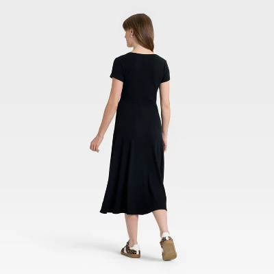 Universal Thread Women's Short Sleeve Knit Button-Front Midi A-Line Dress 3 Universal Thread Women's Short Sleeve Knit Button-Front Midi A-Line Dress
