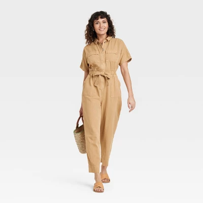Universal Thread Women's Short Sleeve Button-Front Boilersuit with Tie Waist 4 Universal Thread Women's Short Sleeve Button-Front Boilersuit with Tie Waist - Image 2