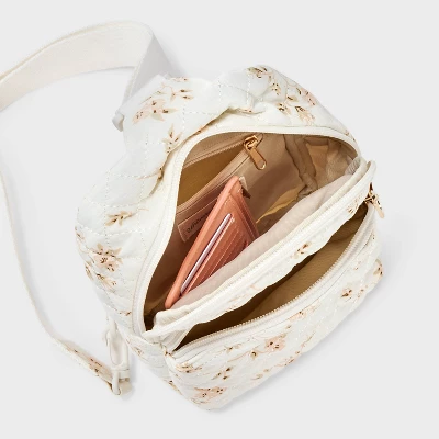 Universal Thread Quilted Sling Crossbody Bag with Adjustable Strap 5 Universal Thread Quilted Sling Crossbody Bag with Adjustable Strap - Image 3