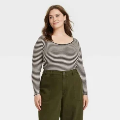 Universal Thread Women's Shrunken Rib Scoop Neck Pullover Sweater -Universalthread GUEST 47bfc2f0 6c56 4fbf 9fc8 1c7448740251