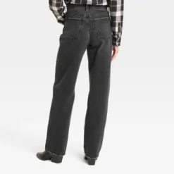 Universal Thread Women's Mid-Rise 90's Baggy Straight Leg Jeans