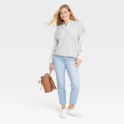 Universal Thread™ Women's Light Wash High-Rise Slim Straight Jeans -Universalthread GUEST 50664cce 06af 4b99 9678 129cc49aff77