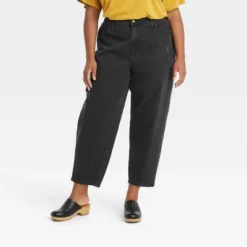 Women's High-Rise Balloon Jeans - Universal Thread™ Black -Universalthread GUEST 5208d6c3 62f9 4c18 acc2 05fc7a62e668