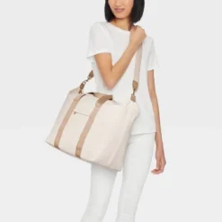 Universal Thread Foundational Weekender Bag - Versatile Travel Tote