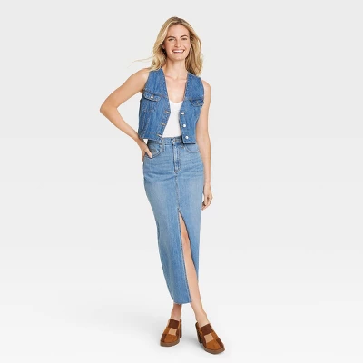 Universal Thread™ Women's High-Rise Denim Maxi Skirt - Medium Wash 4 Universal Thread™ Women's High-Rise Denim Maxi Skirt - Medium Wash - Image 2