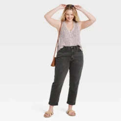 Universal Thread™ Women's High-Rise Boyfriend Jeans 12 Universal Thread™ Women's High-Rise Boyfriend Jeans -Universalthread GUEST 971f0e82 26f8 49b0 b920 698f72340ed8