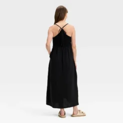 Universal Thread Women's Crochet Trim Maxi Sundress with Pockets